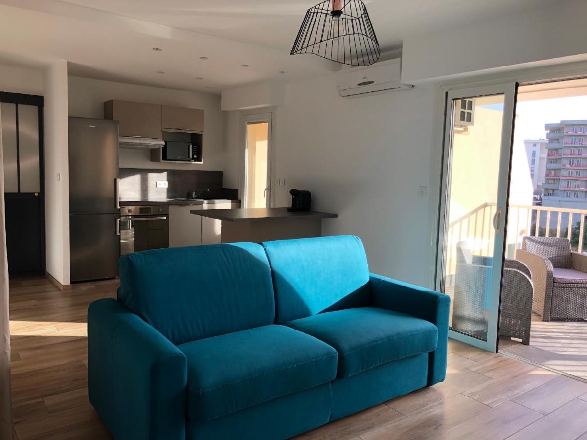 Spacieux Studio Entierement Renove Αζάτσιο Εξωτερικό φωτογραφία